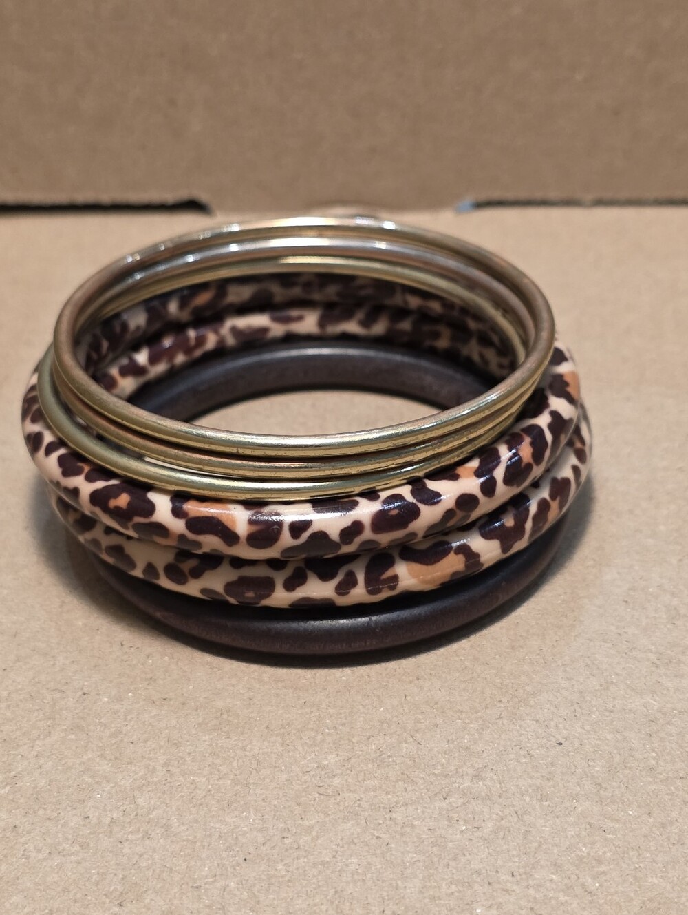 H&M Leopard Print and Gold Stackable Bangle Bracelet Set Of 6 Metal Wood Acrylic